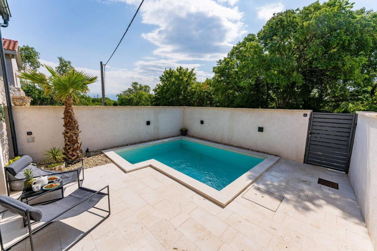 Stone House With Pool Poeta Villa Pridraga ภายนอก รูปภาพ