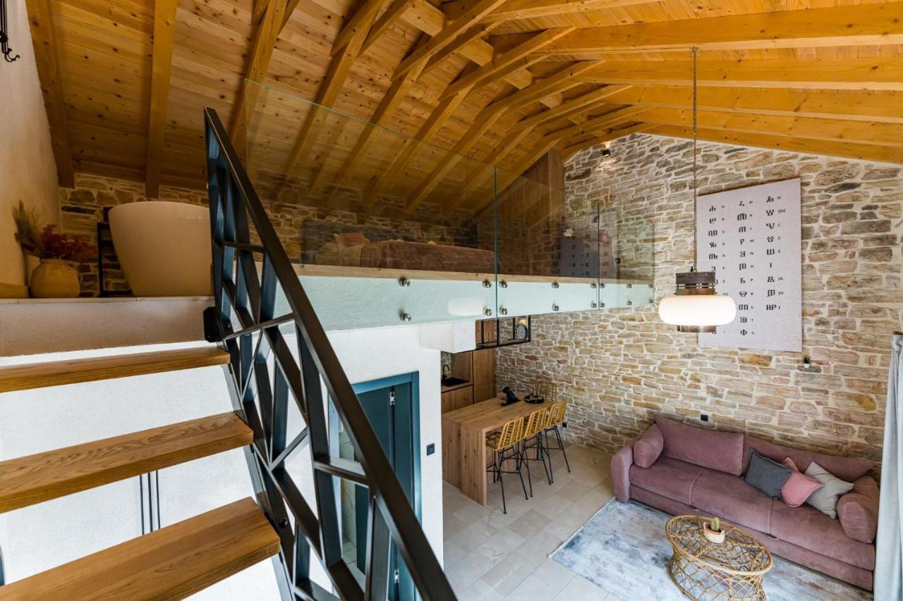 Stone House With Pool Poeta Villa Pridraga ภายนอก รูปภาพ