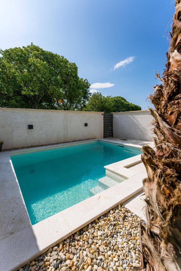 Stone House With Pool Poeta Villa Pridraga ภายนอก รูปภาพ